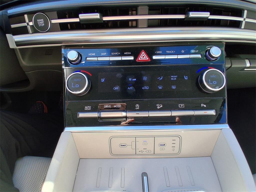 2025 Hyundai Santa Fe SEL FWD