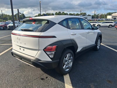 2026 Hyundai Kona SE FWD