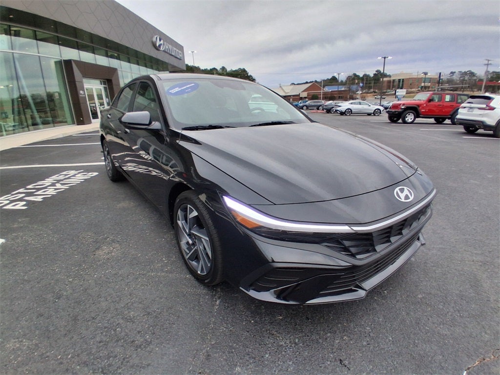 2025 Hyundai Elantra Hybrid SEL Sport