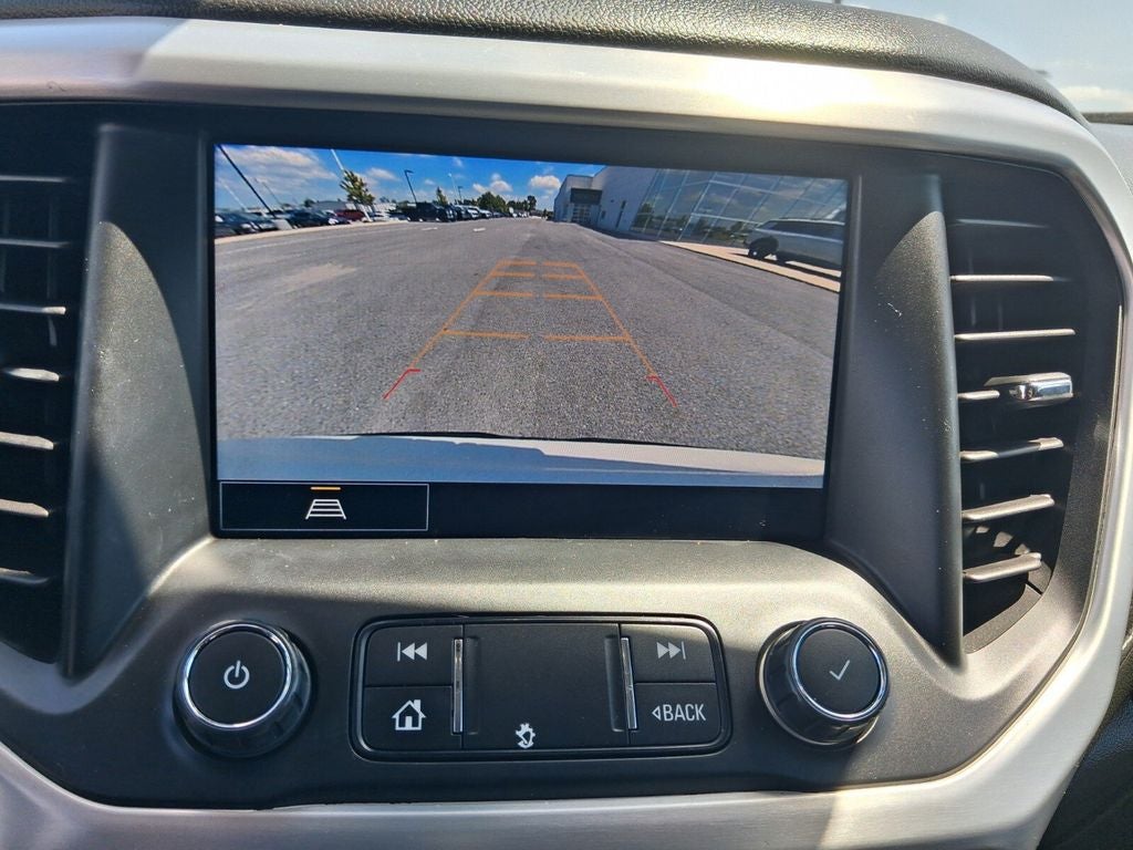 2022 GMC Acadia SLT