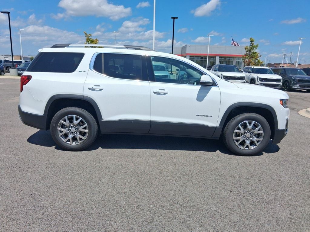 2022 GMC Acadia SLT