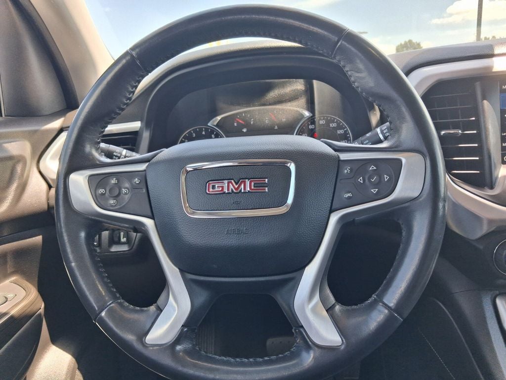 2022 GMC Acadia SLT