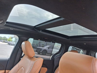 2022 Chrysler Pacifica Hybrid Pinnacle