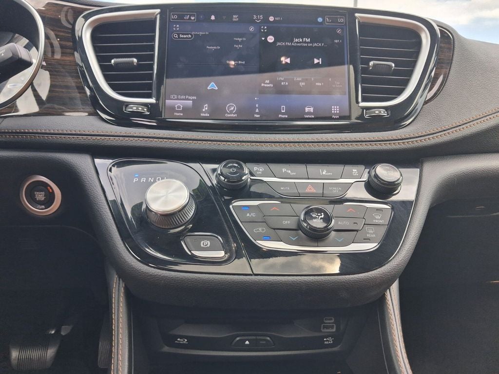 2022 Chrysler Pacifica Hybrid Pinnacle