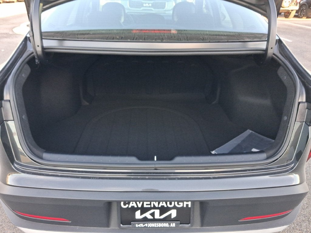 2027 Kia K4 LX