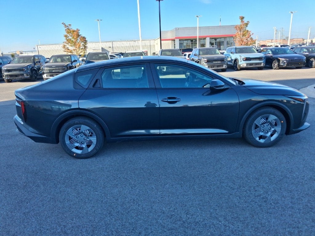 2027 Kia K4 LX