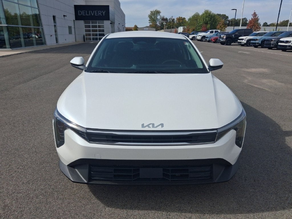 2027 Kia K4 LXS