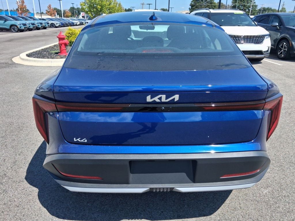2026 Kia K4 LXS
