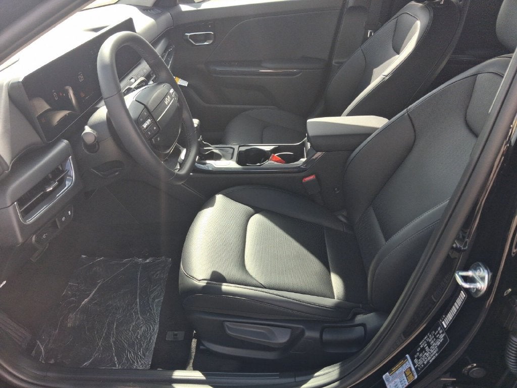 2027 Kia K4 EX