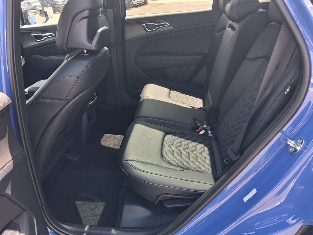 2027 Kia Sportage X-Line - Photo 14