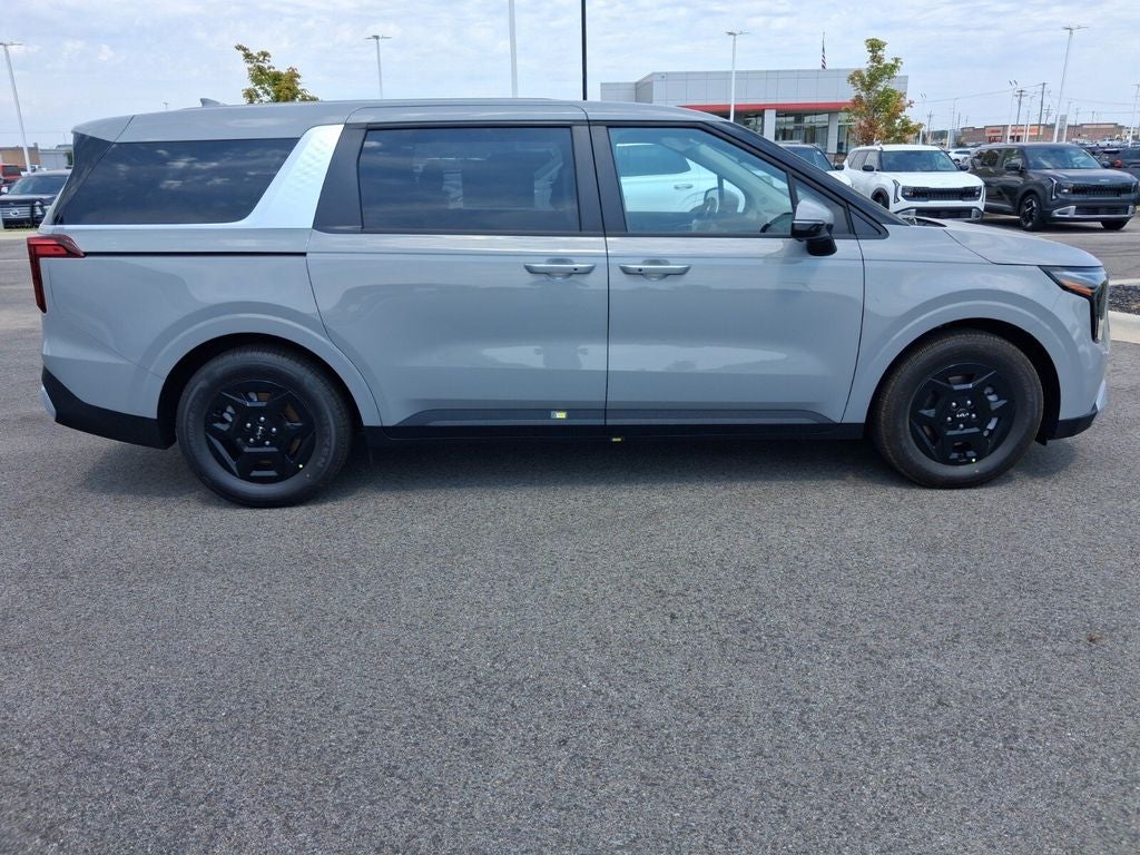 2027 Kia Carnival LXS