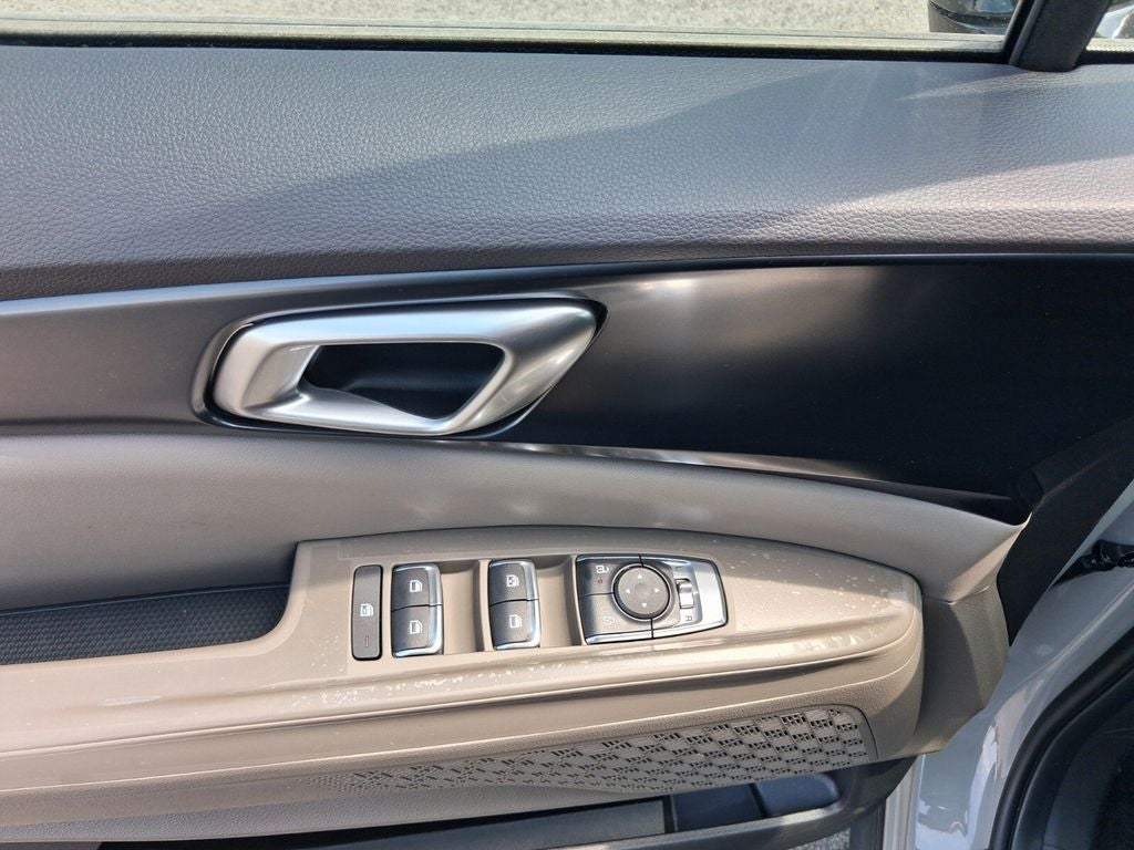 2027 Kia Carnival LXS