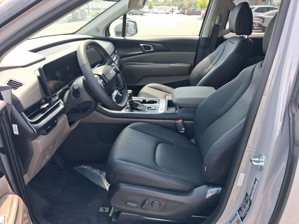 2027 Kia Carnival LXS
